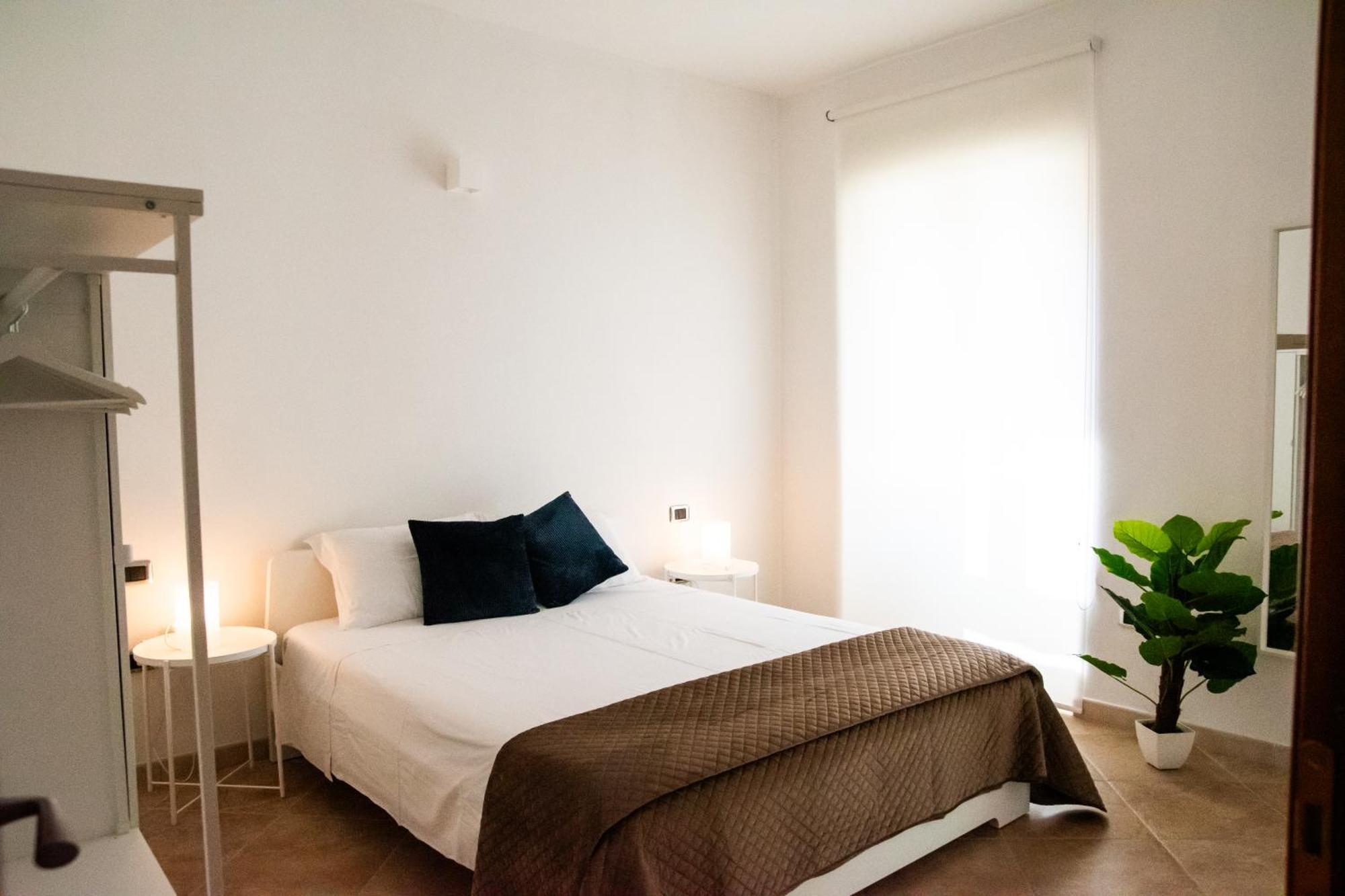Sunshine Apartment - Appartamento Vicino Al Mare, Cagliari, Sardinia Buitenkant foto